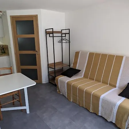 Prive Avec Entree Independante