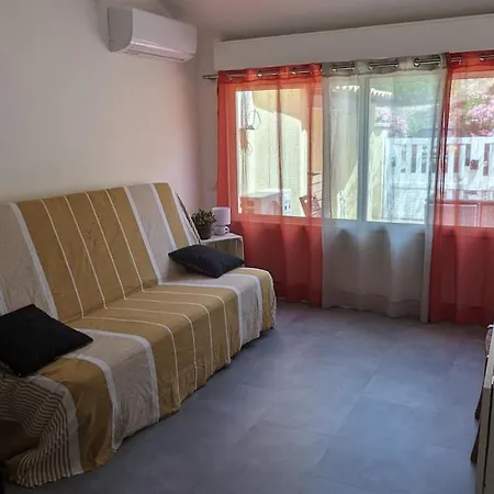 Prive Avec Entree Independante Apartment Saint-Raphael (Var)